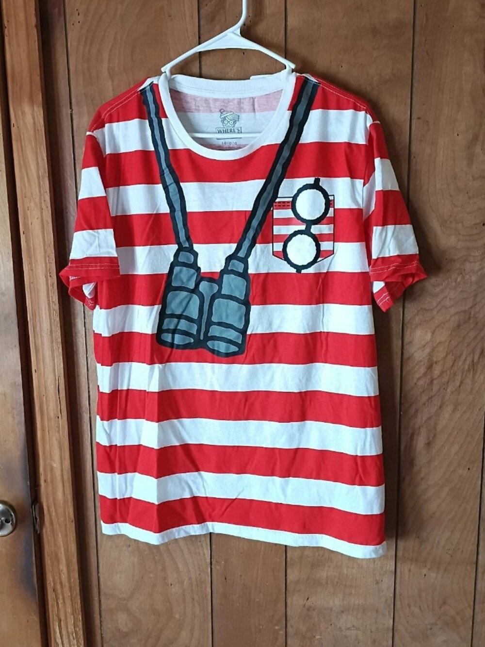 Where's Waldo Men's T-Shirt Size L Red White Striped Binoculars Graphic NWT